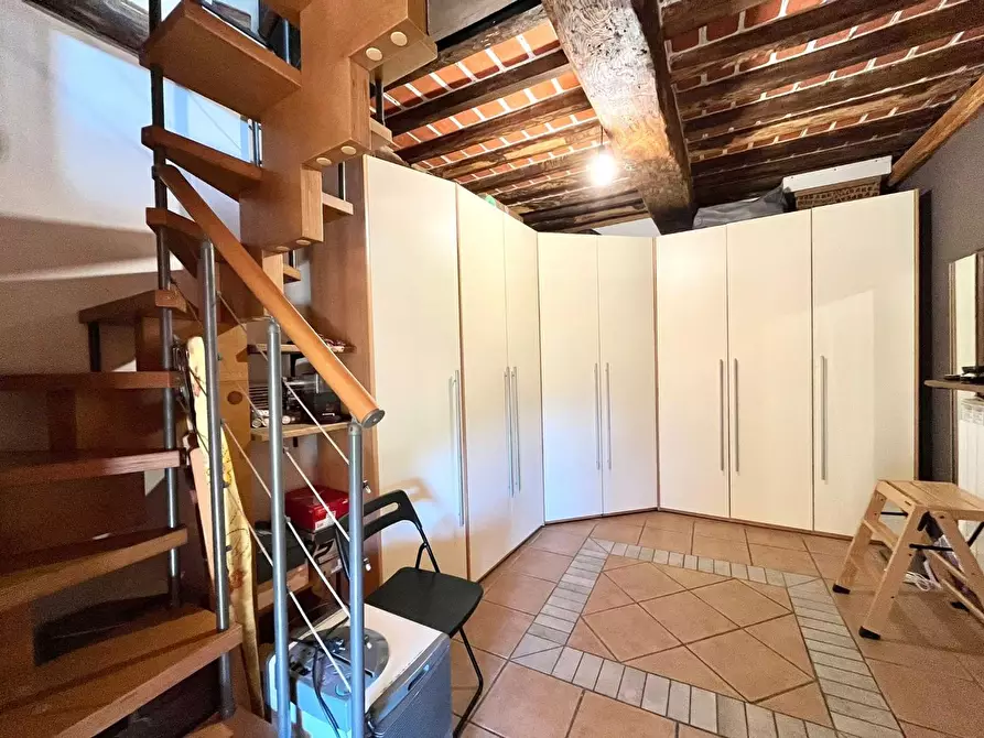 Immagine 26 di Terratetto in vendita  a Massa