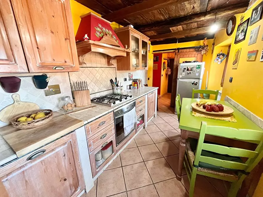 Immagine 13 di Terratetto in vendita  a Massa