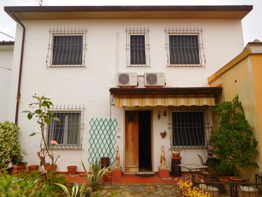 Immagine 1 di Terratetto in vendita  a San Giuliano Terme