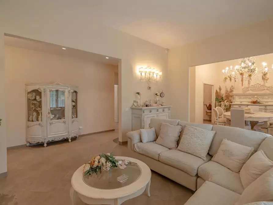 Immagine 2 di Casa semindipendente in vendita  a Ponsacco