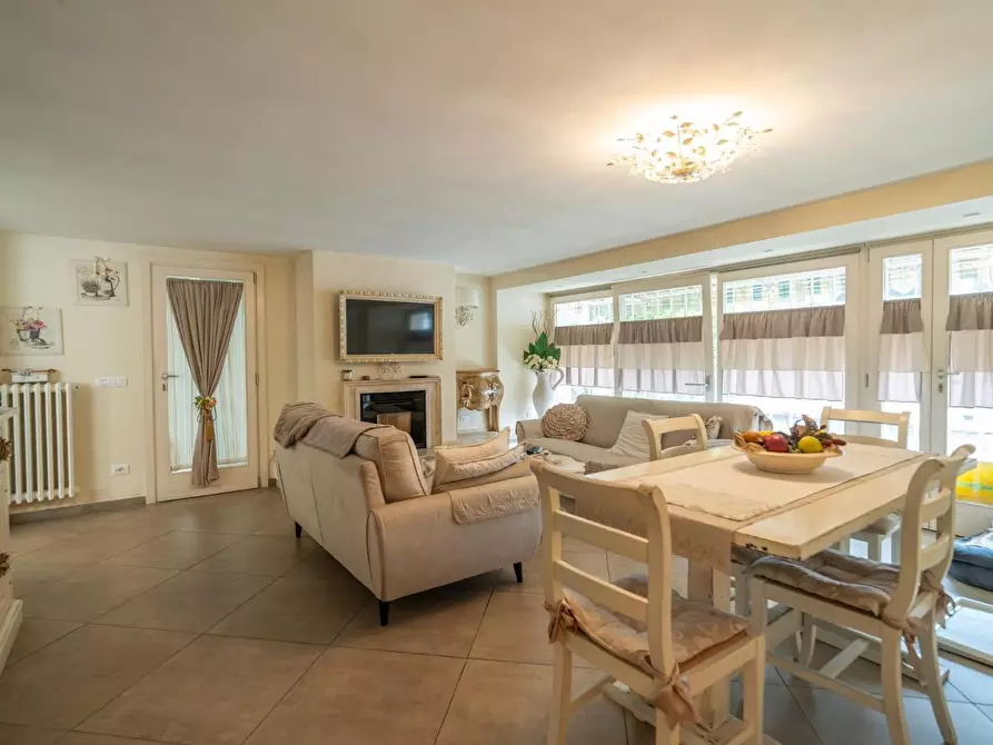 Immagine 25 di Casa semindipendente in vendita  a Ponsacco