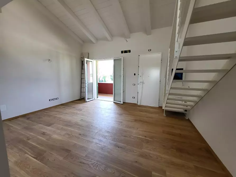 Immagine 16 di Appartamento in vendita  a Calcinaia