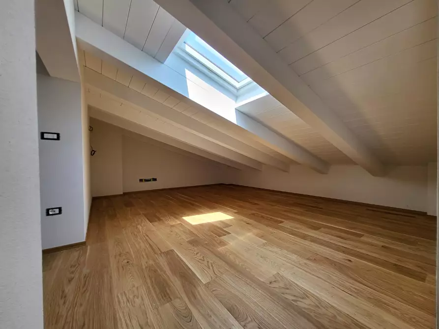 Immagine 8 di Appartamento in vendita  a Calcinaia