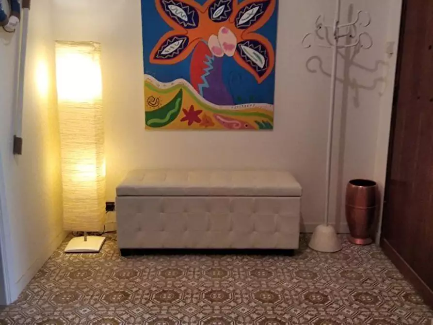 Immagine 3 di Appartamento in vendita  a Viareggio