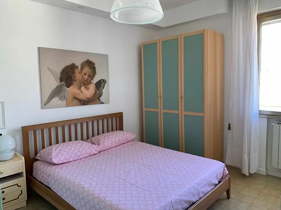 Immagine 12 di Appartamento in vendita  a Viareggio