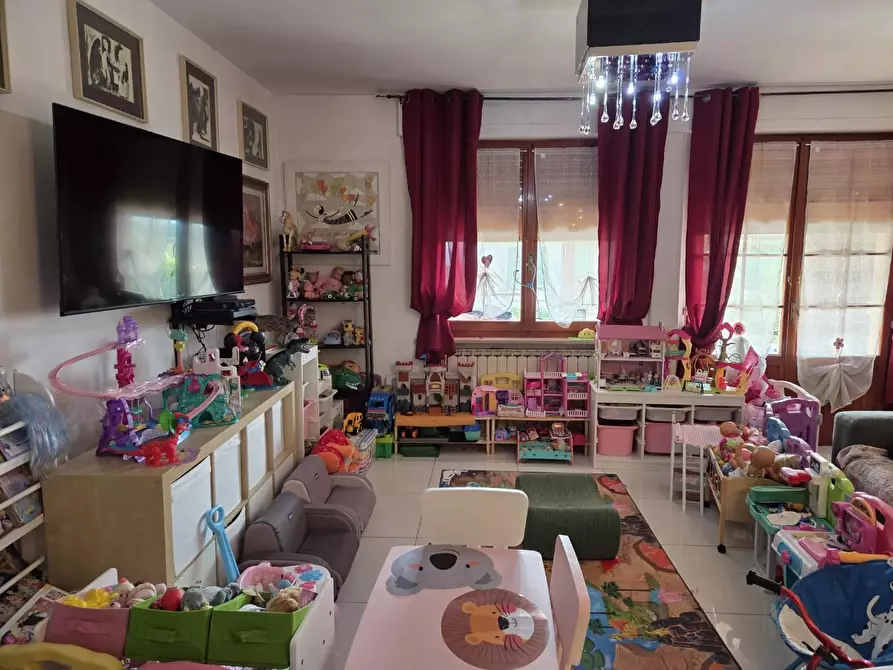 Immagine 2 di Appartamento in vendita  a Monteriggioni