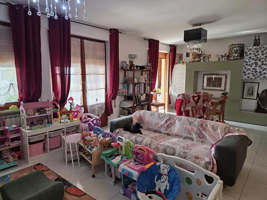 Immagine 1 di Appartamento in vendita  a Monteriggioni