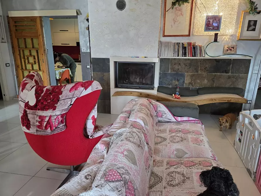 Immagine 5 di Appartamento in vendita  a Monteriggioni