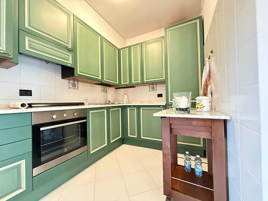 Immagine 7 di Appartamento in vendita  a Massa