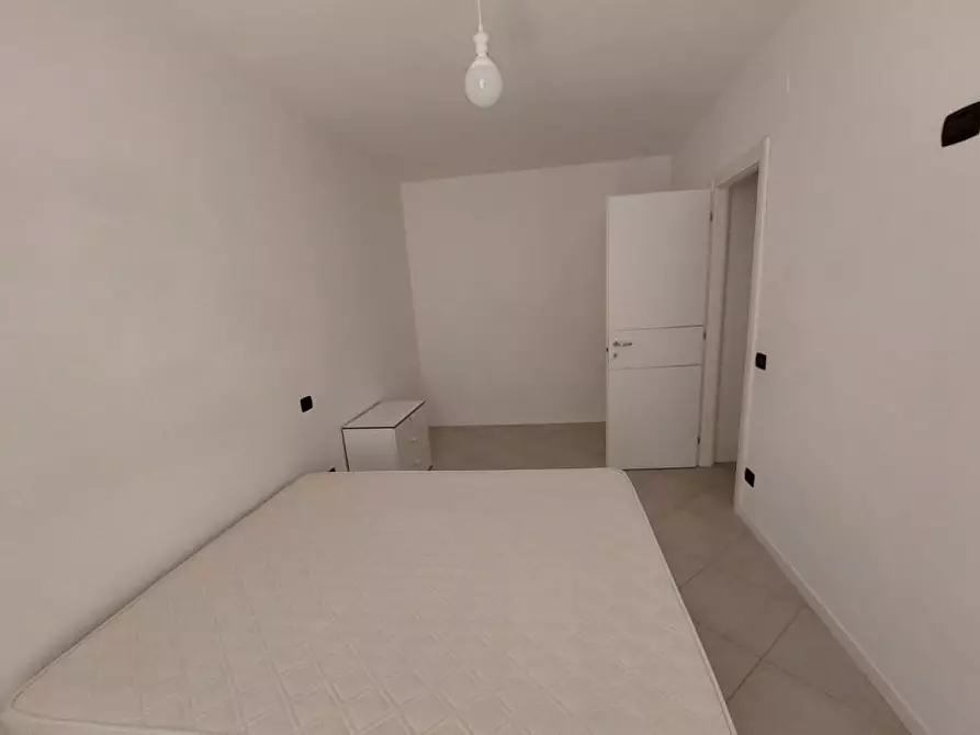 Immagine 19 di Appartamento in vendita  a Massa