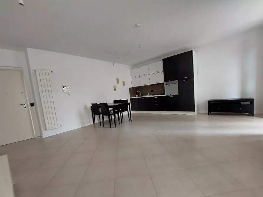 Immagine 7 di Appartamento in vendita  a Massa