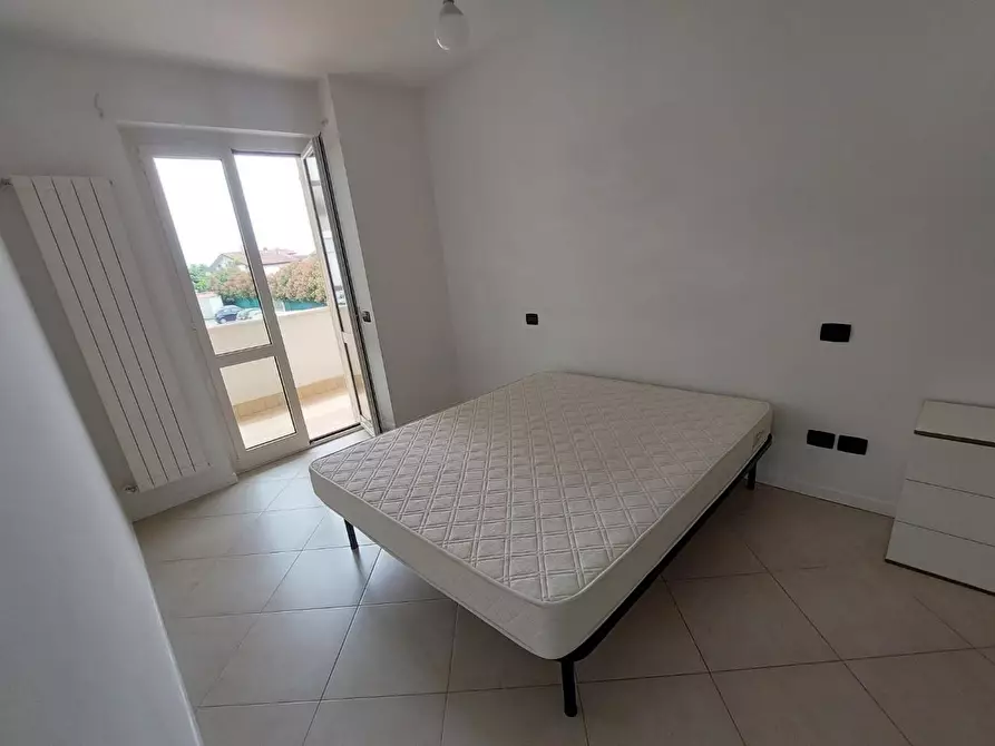 Immagine 21 di Appartamento in vendita  a Massa