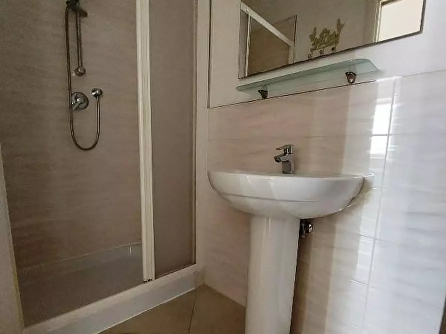 Immagine 13 di Appartamento in vendita  a Massa