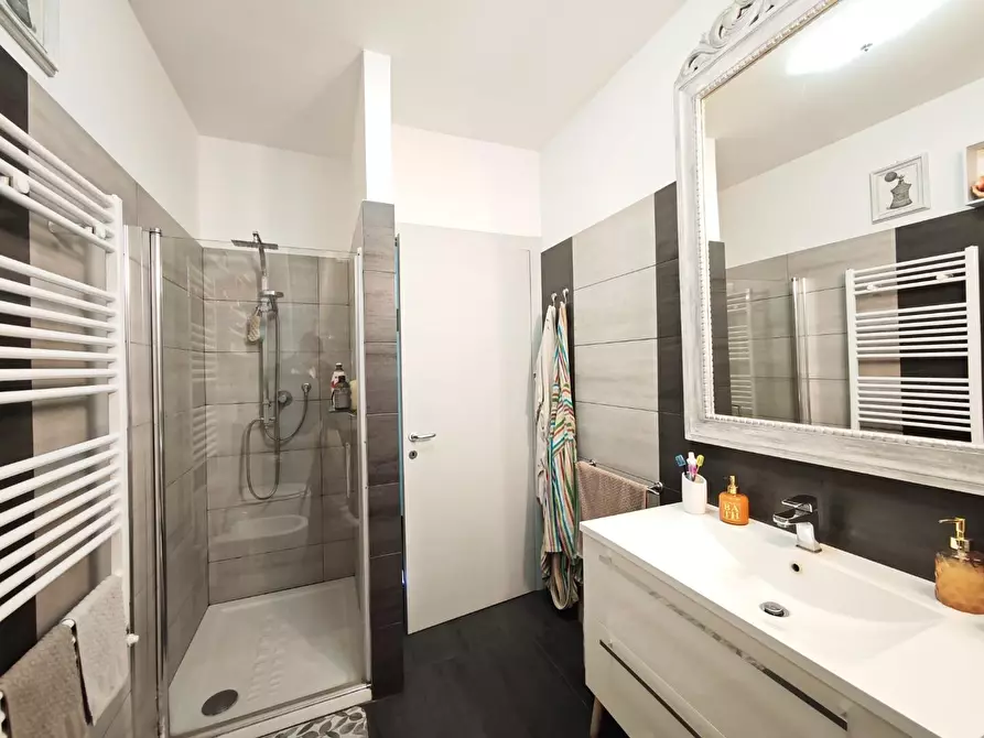 Immagine 20 di Appartamento in vendita  a Pontedera