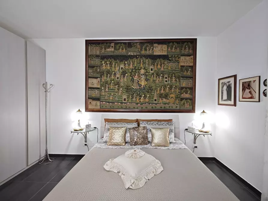 Immagine 21 di Appartamento in vendita  a Pontedera