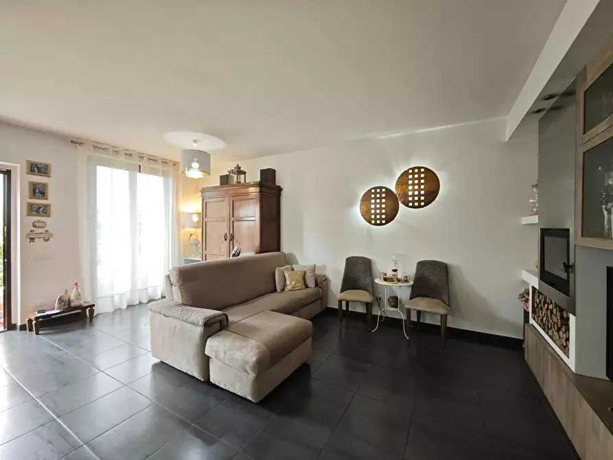 Immagine 12 di Appartamento in vendita  a Pontedera