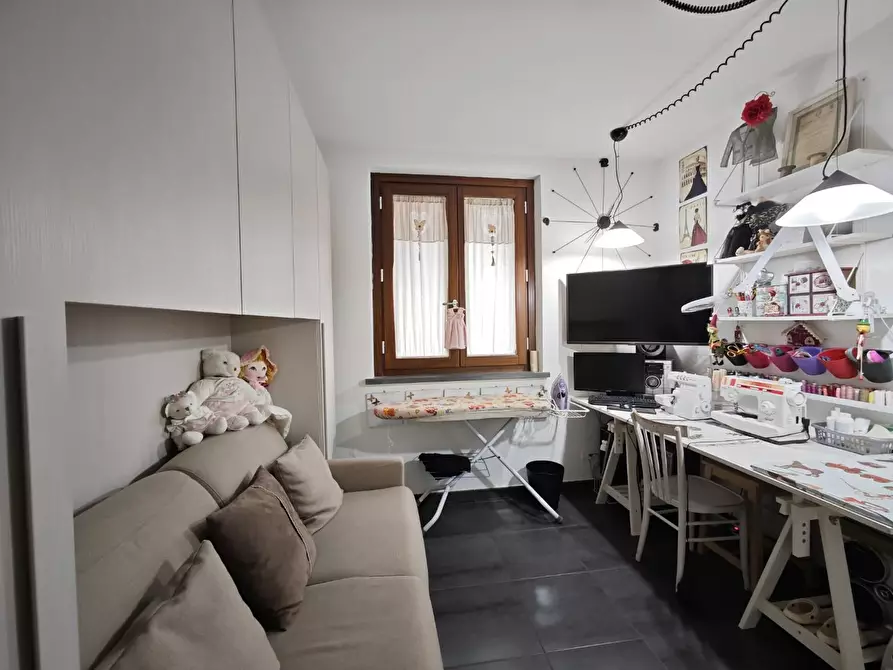 Immagine 16 di Appartamento in vendita  a Pontedera