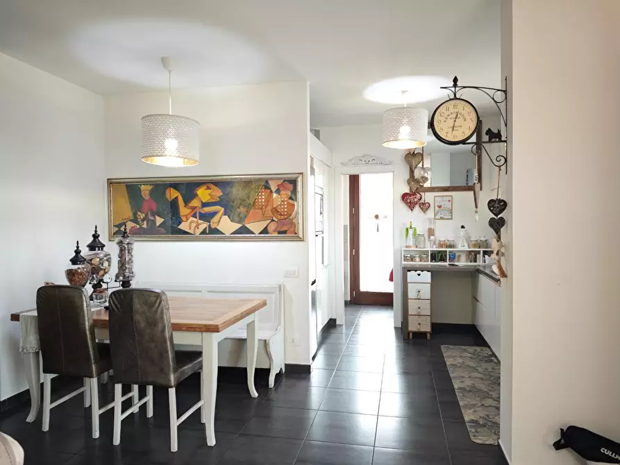 Immagine 6 di Appartamento in vendita  a Pontedera