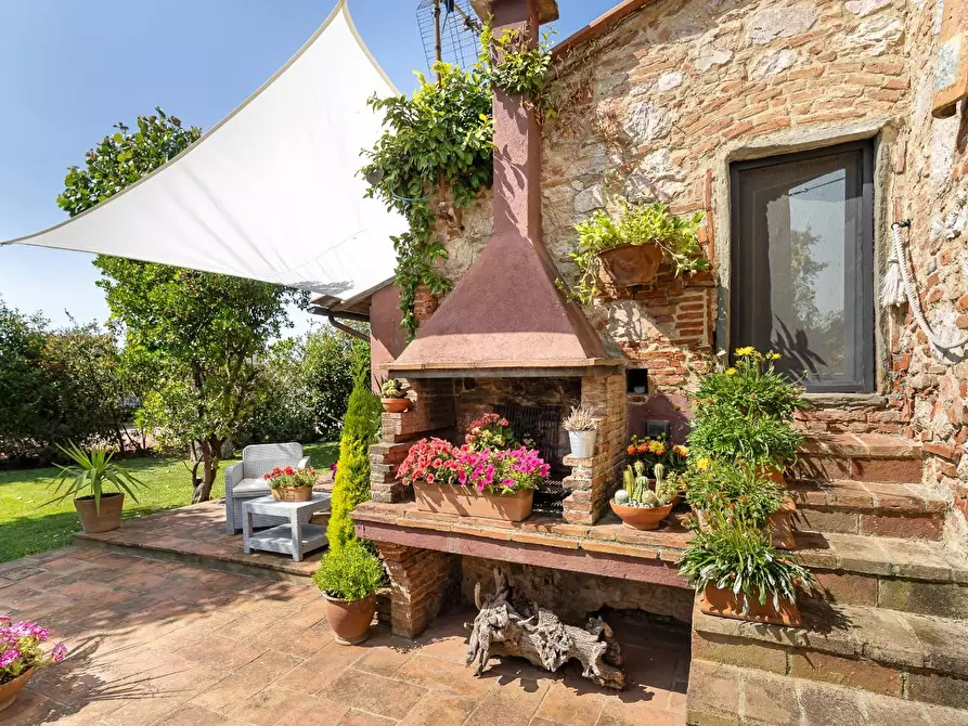 Immagine 8 di Porzione di casa in vendita  a Cascina