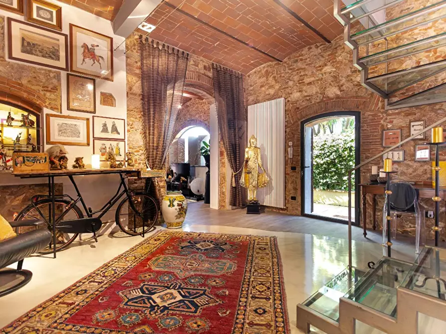 Immagine 21 di Porzione di casa in vendita  a Cascina