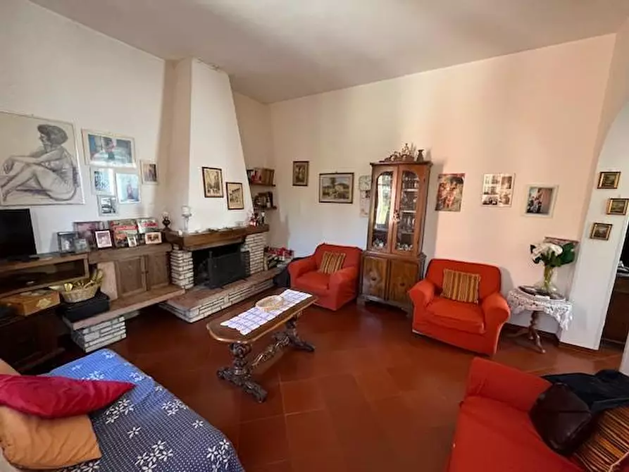 Immagine 7 di Appartamento in vendita  a Pontedera