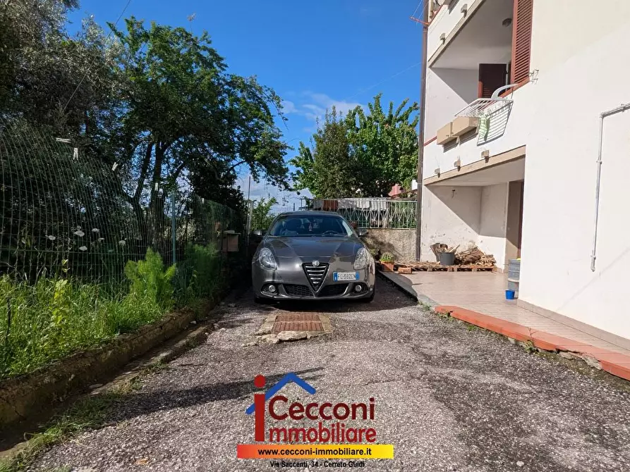 Immagine 2 di Appartamento in vendita  a Lamporecchio