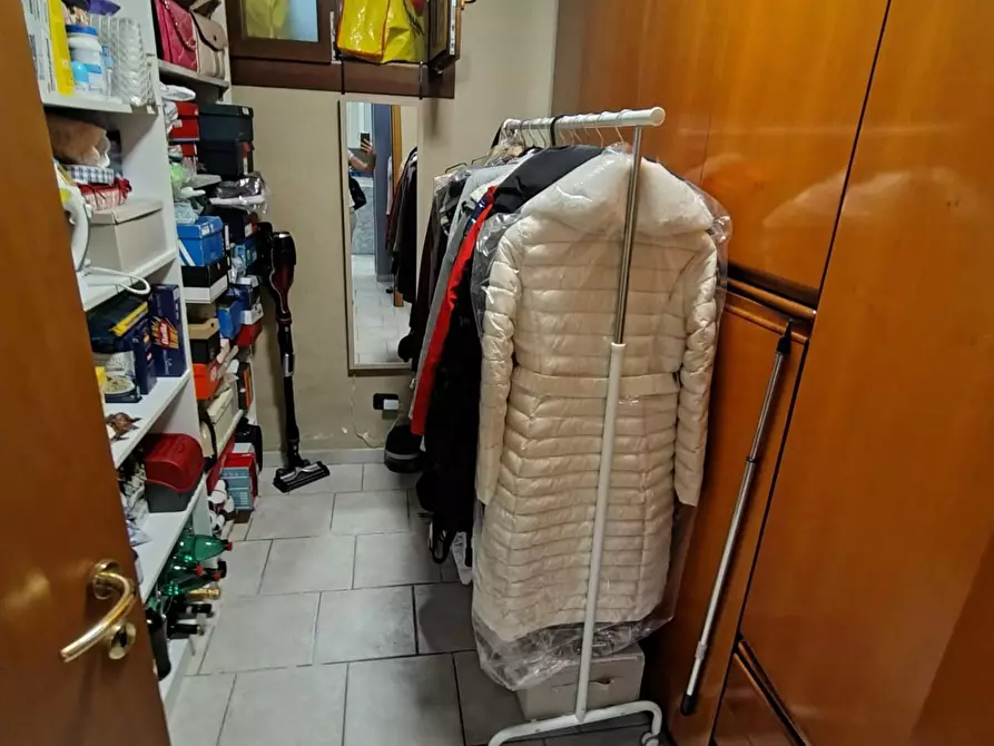 Immagine 3 di Porzione di casa in vendita  a Carrara