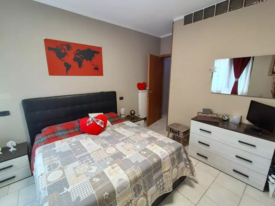 Immagine 16 di Porzione di casa in vendita  a Carrara