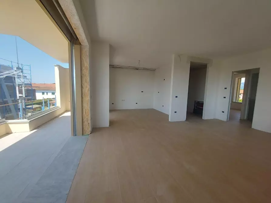 Immagine 2 di Appartamento in vendita  a Capannori