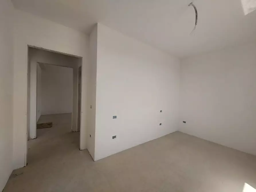 Immagine 12 di Appartamento in vendita  a Capannori