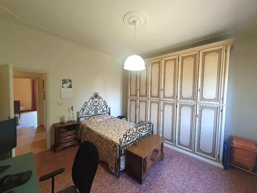 Immagine 65 di Casa bifamiliare in vendita  a Lucca