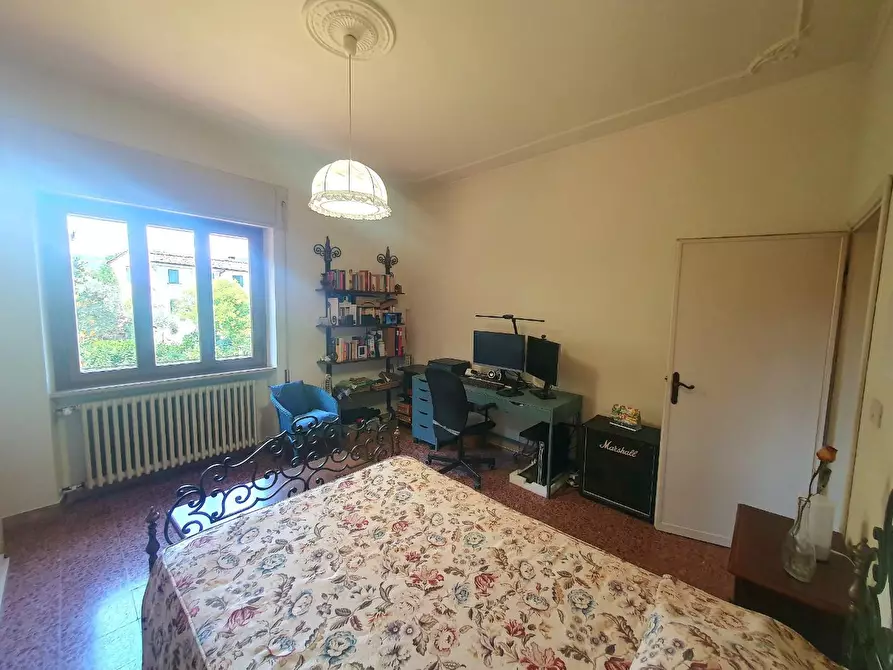 Immagine 67 di Casa bifamiliare in vendita  a Lucca