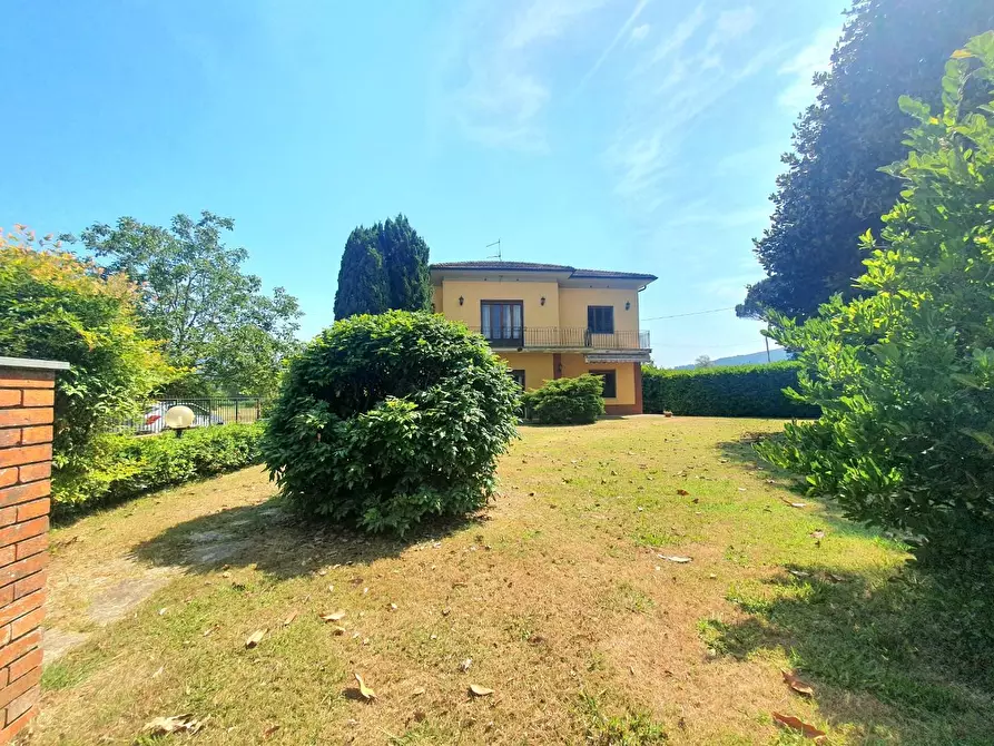 Immagine 31 di Casa bifamiliare in vendita  a Lucca