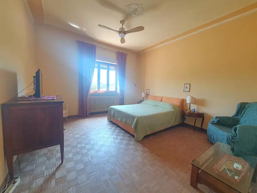 Immagine 71 di Casa bifamiliare in vendita  a Lucca