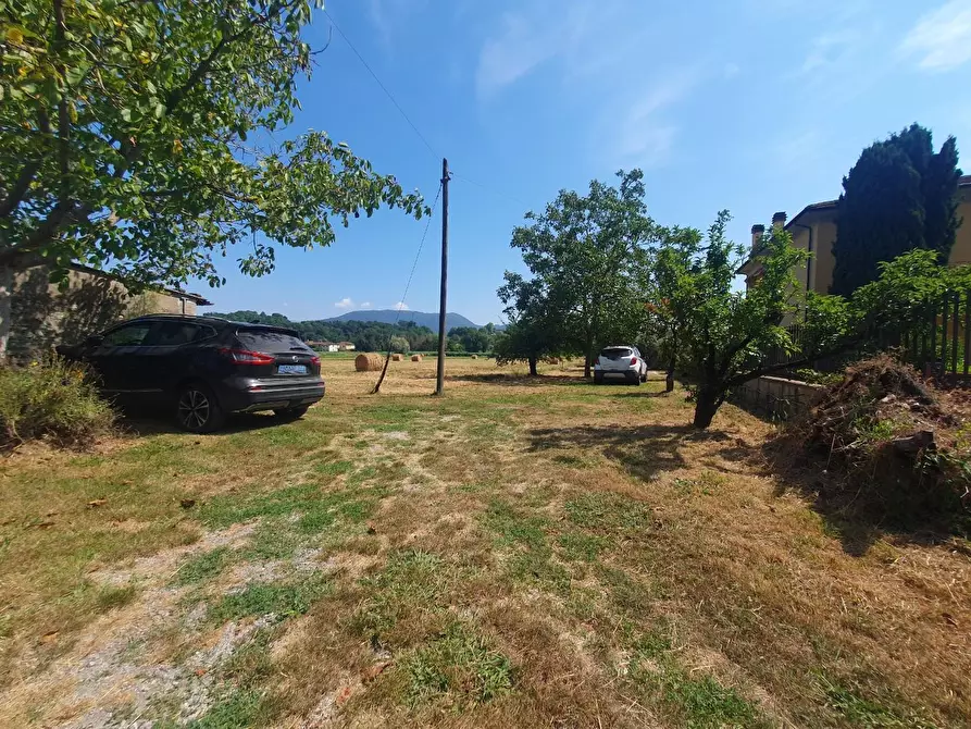 Immagine 88 di Casa bifamiliare in vendita  a Lucca