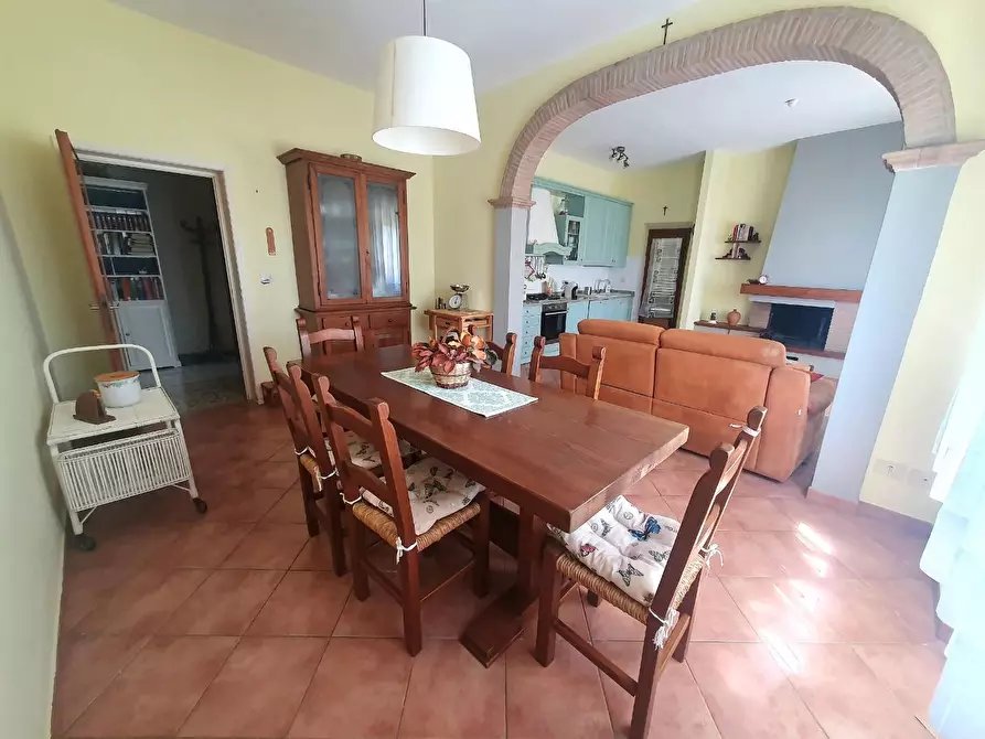 Immagine 7 di Casa bifamiliare in vendita  a Lucca