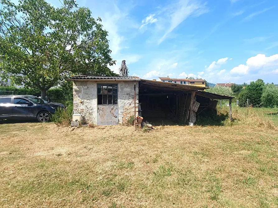 Immagine 86 di Casa bifamiliare in vendita  a Lucca