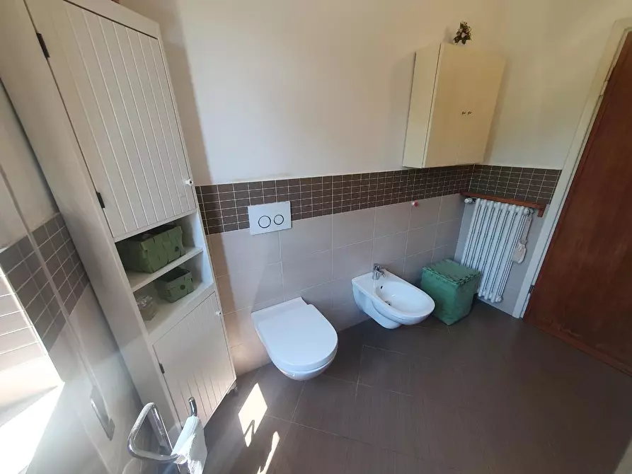 Immagine 26 di Casa bifamiliare in vendita  a Lucca