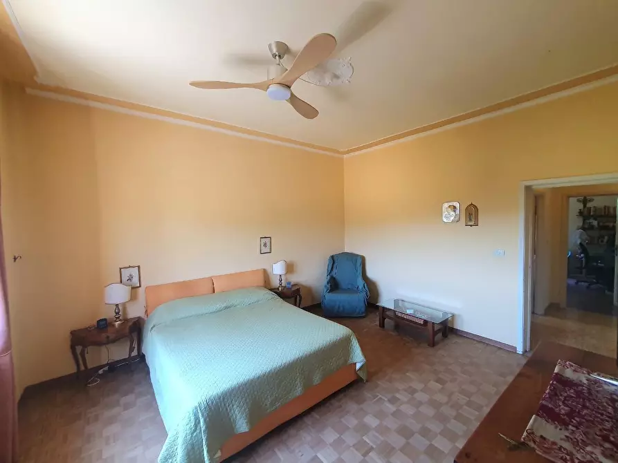 Immagine 74 di Casa bifamiliare in vendita  a Lucca