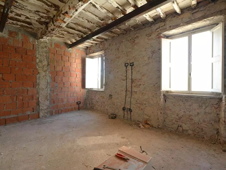 Immagine 10 di Terratetto in vendita  a Lucca