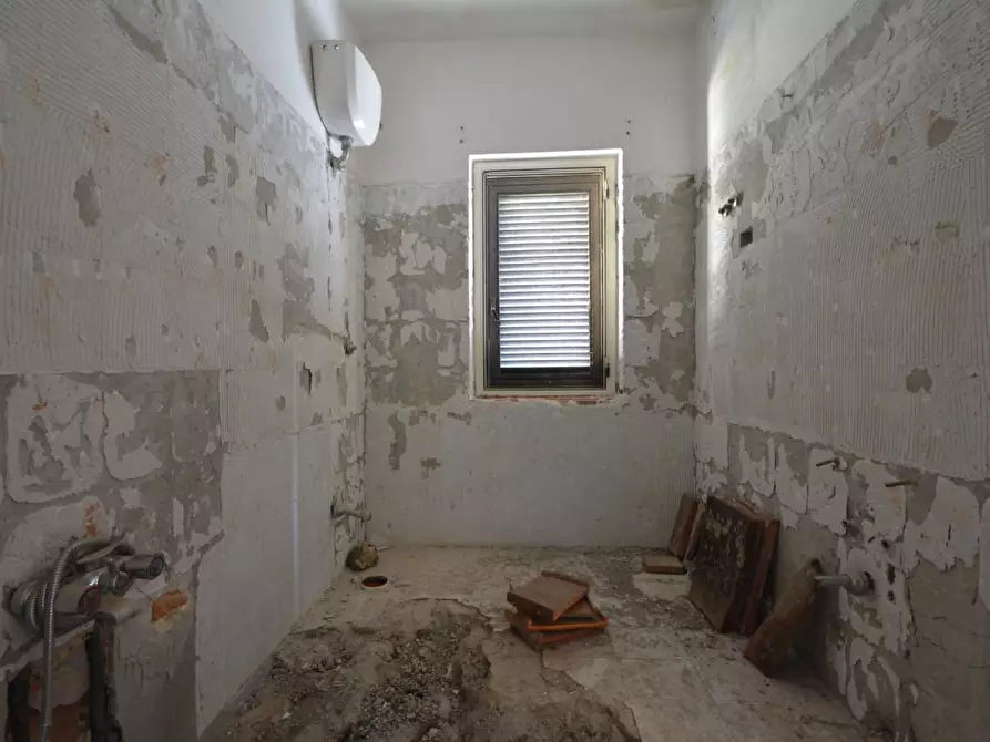 Immagine 14 di Terratetto in vendita  a Lucca