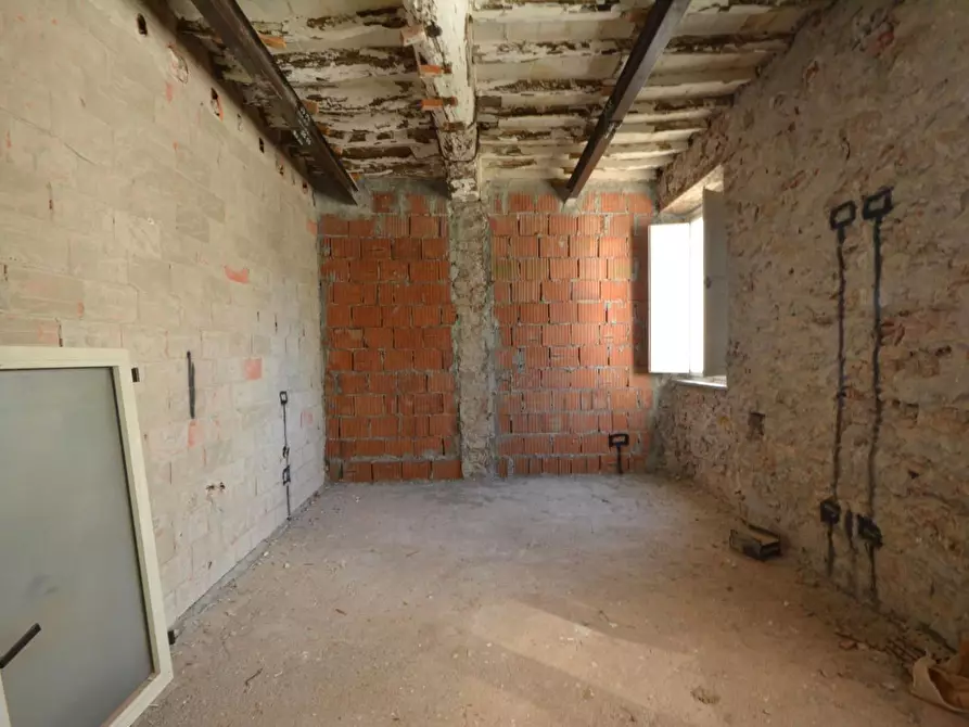 Immagine 11 di Terratetto in vendita  a Lucca