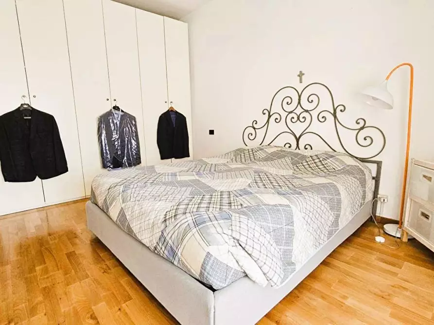 Immagine 13 di Appartamento in vendita  a Massa