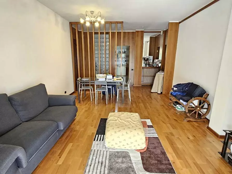 Immagine 6 di Appartamento in vendita  a Massa