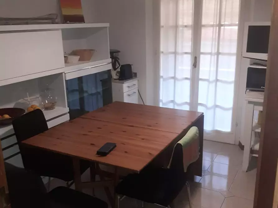 Immagine 5 di Porzione di casa in vendita  a Carrara