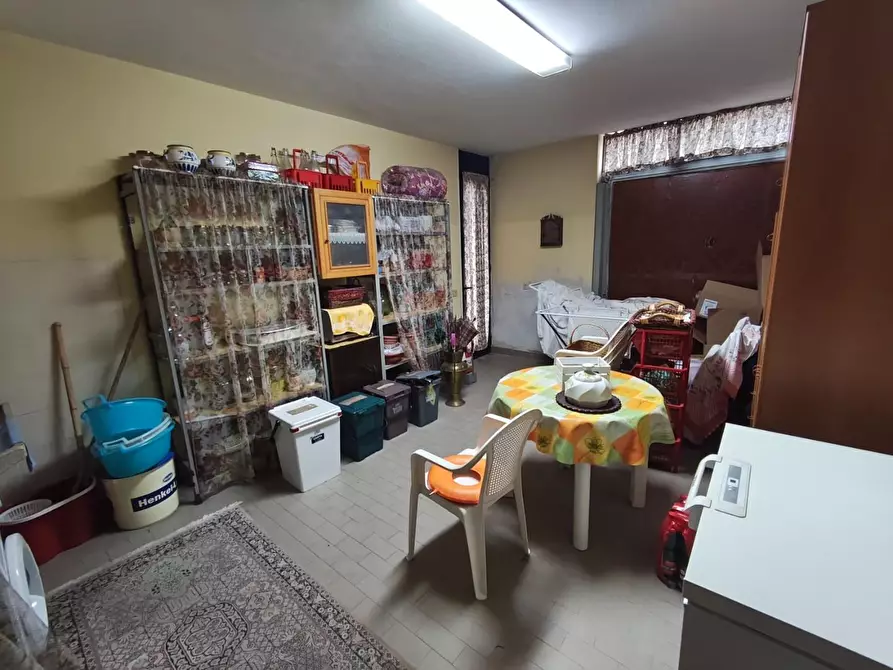 Immagine 33 di Appartamento in vendita  a Lucca