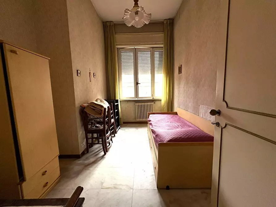 Immagine 10 di Appartamento in vendita  a Massa