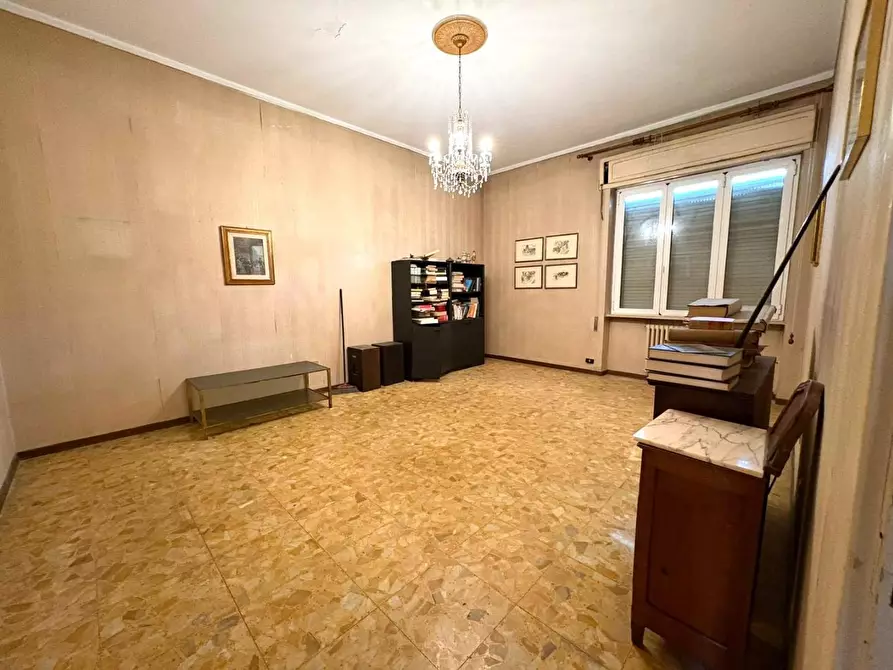 Immagine 7 di Appartamento in vendita  a Massa