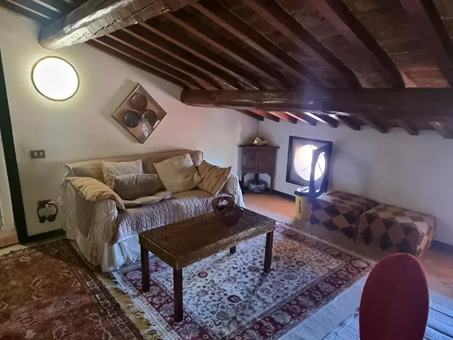 Immagine 15 di Casa indipendente in vendita  a Pisa