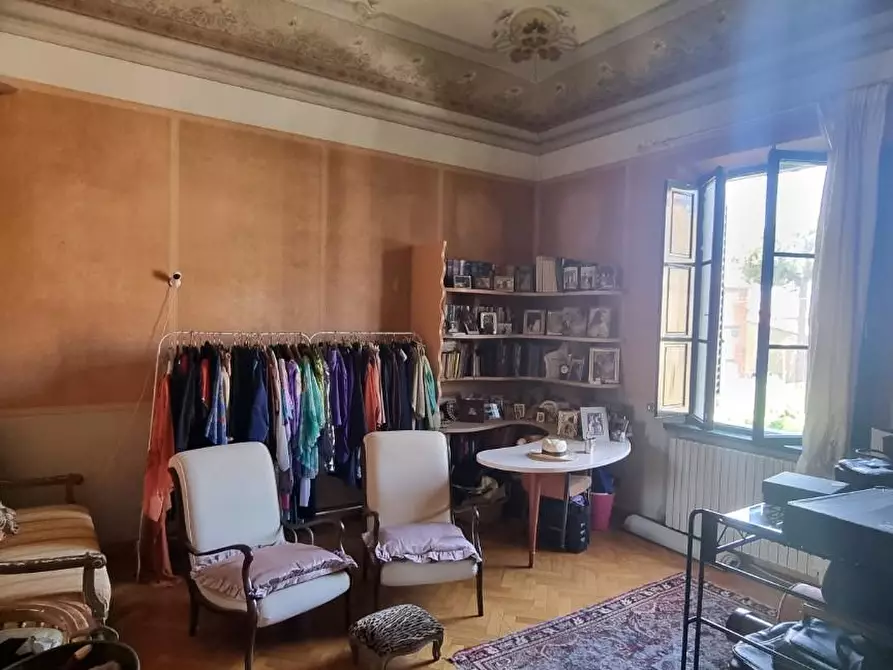 Immagine 18 di Casa indipendente in vendita  a Pisa